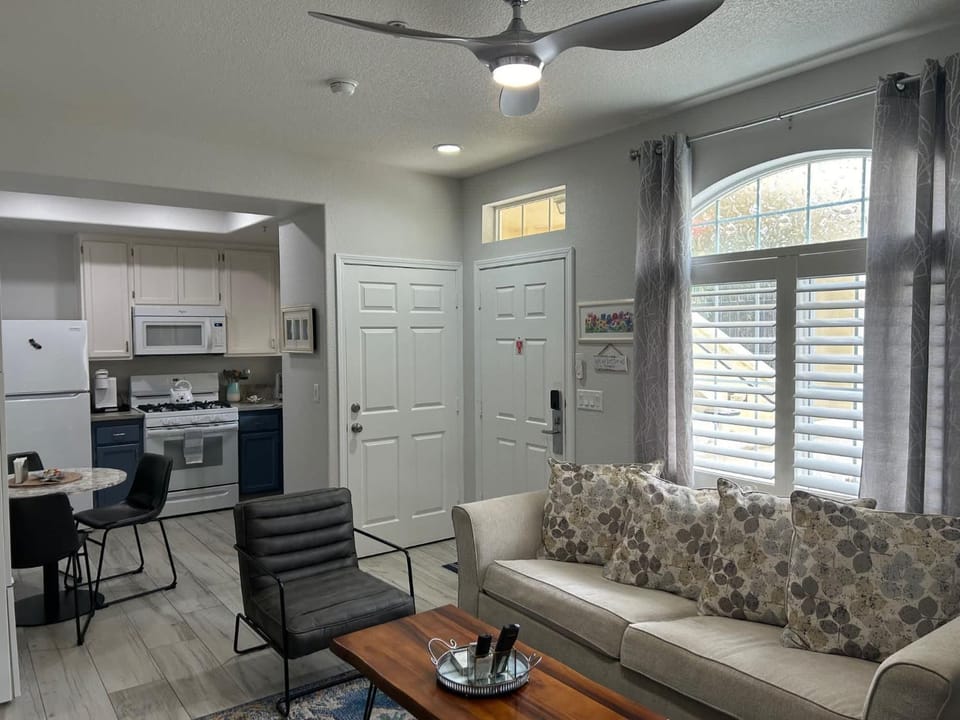 Coconut Cubby House in Oceano