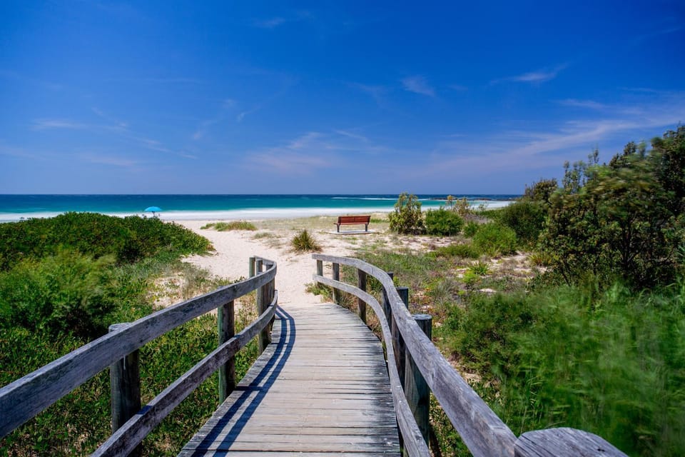 Nearby landmark, Neighbourhood, Natural landscape, Fishing, Beach