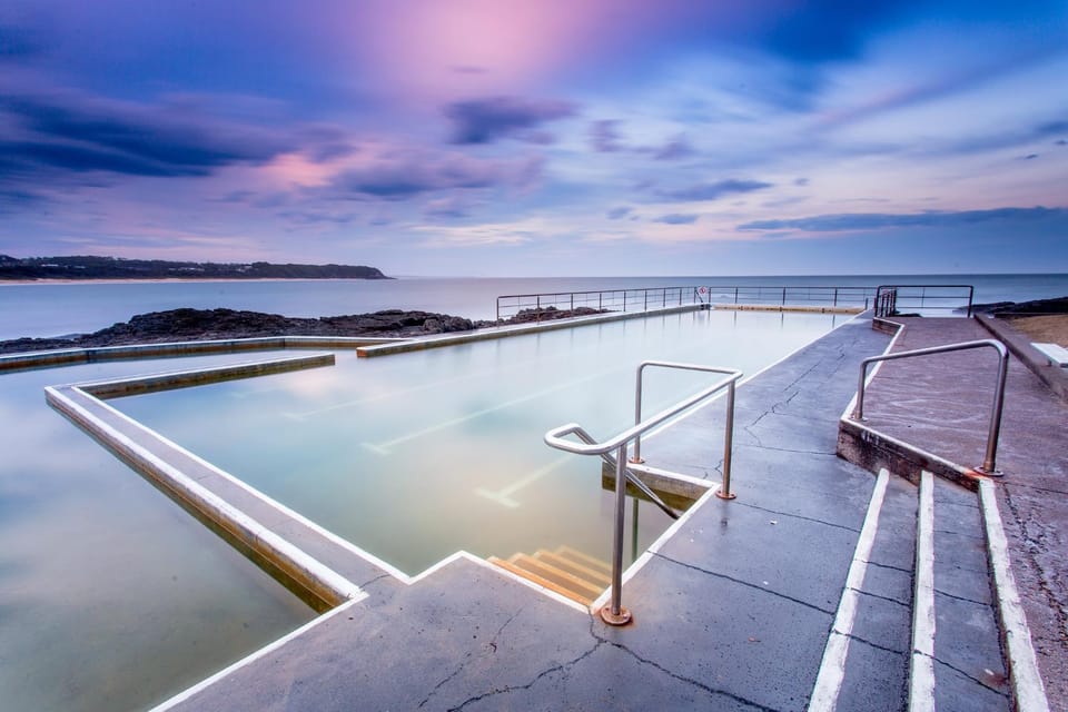 Nearby landmark, Neighbourhood, Beach, Swimming pool, Swimming pool