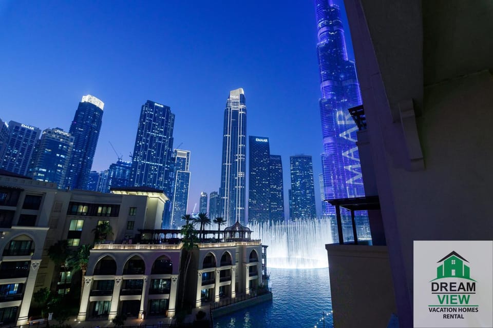 Property building, Nearby landmark, Night, Natural landscape, City view, Lake view, River view, Street view, Certificate/Award