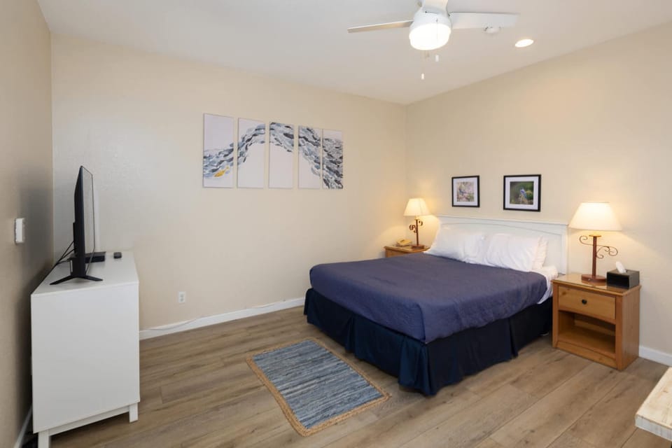 Coastal Glow House in Oceano