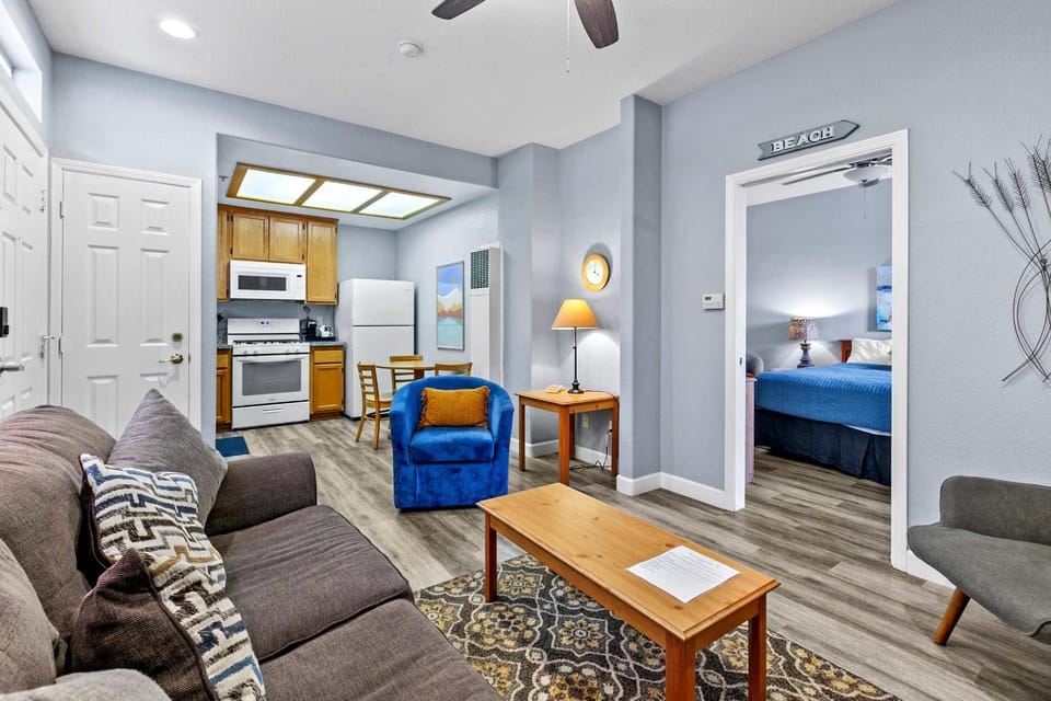 Peaceful Palace House in Oceano