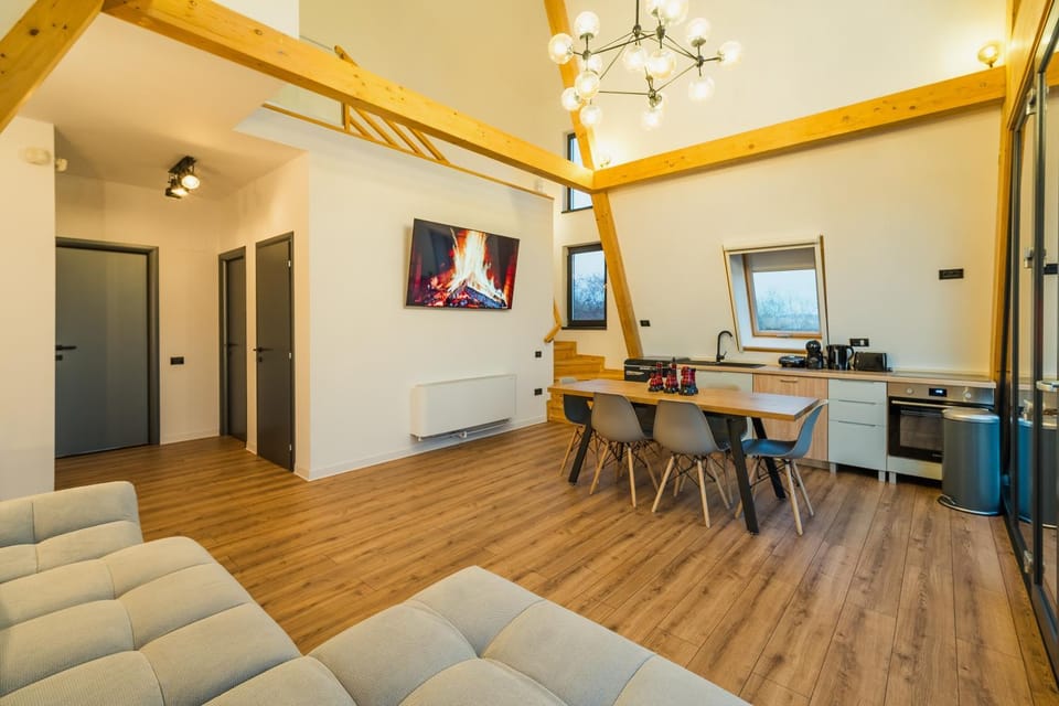Kitchen or kitchenette, Living room