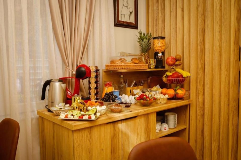 Coffee/tea facilities, Food, Breakfast, Buffet breakfast