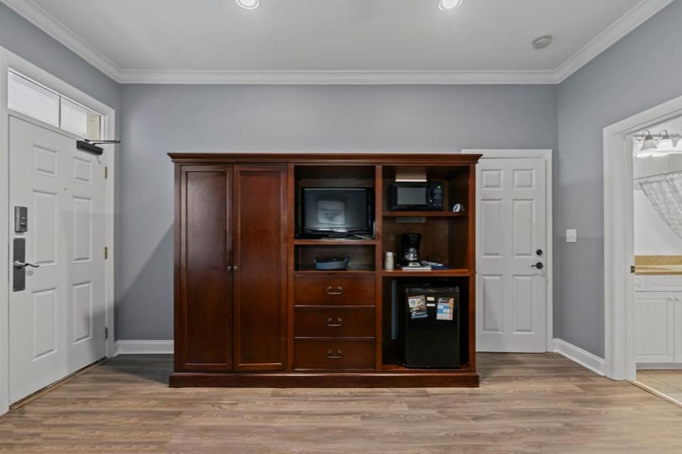 Family Tides at Litchfield Apartment in South Carolina