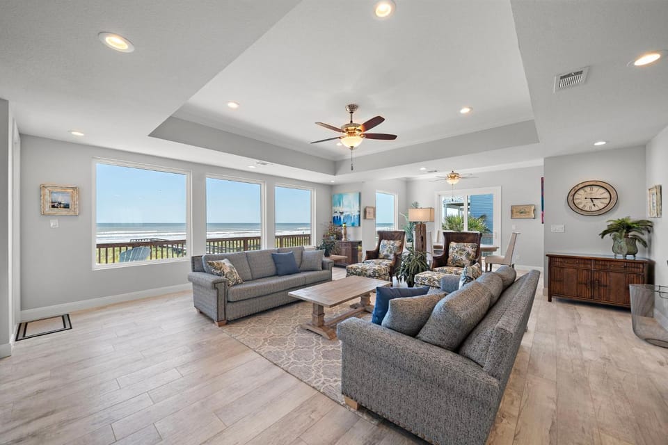 Sandcastle House in Galveston Island