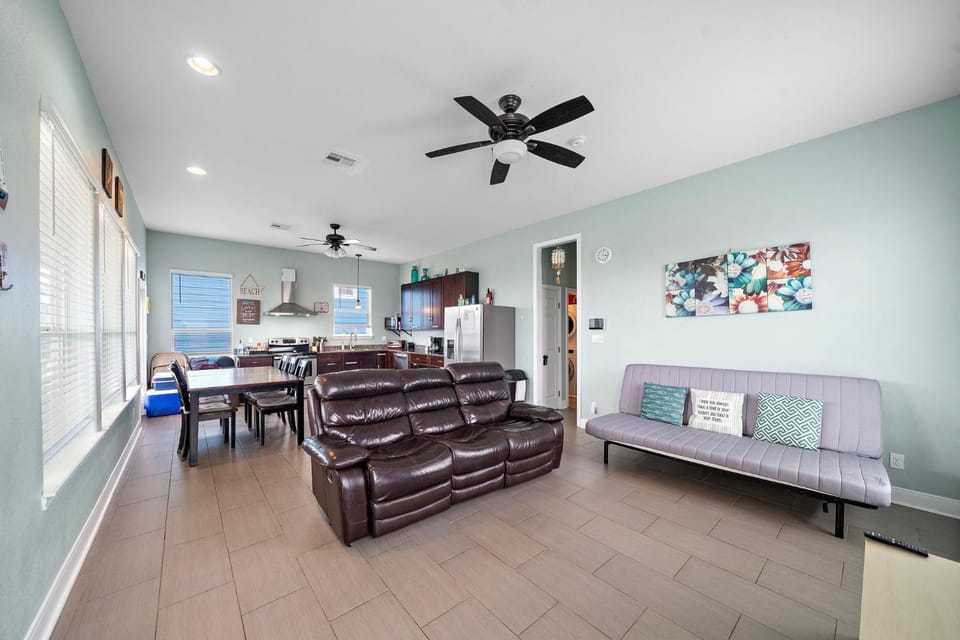 Sunny Beach House House in Galveston Island