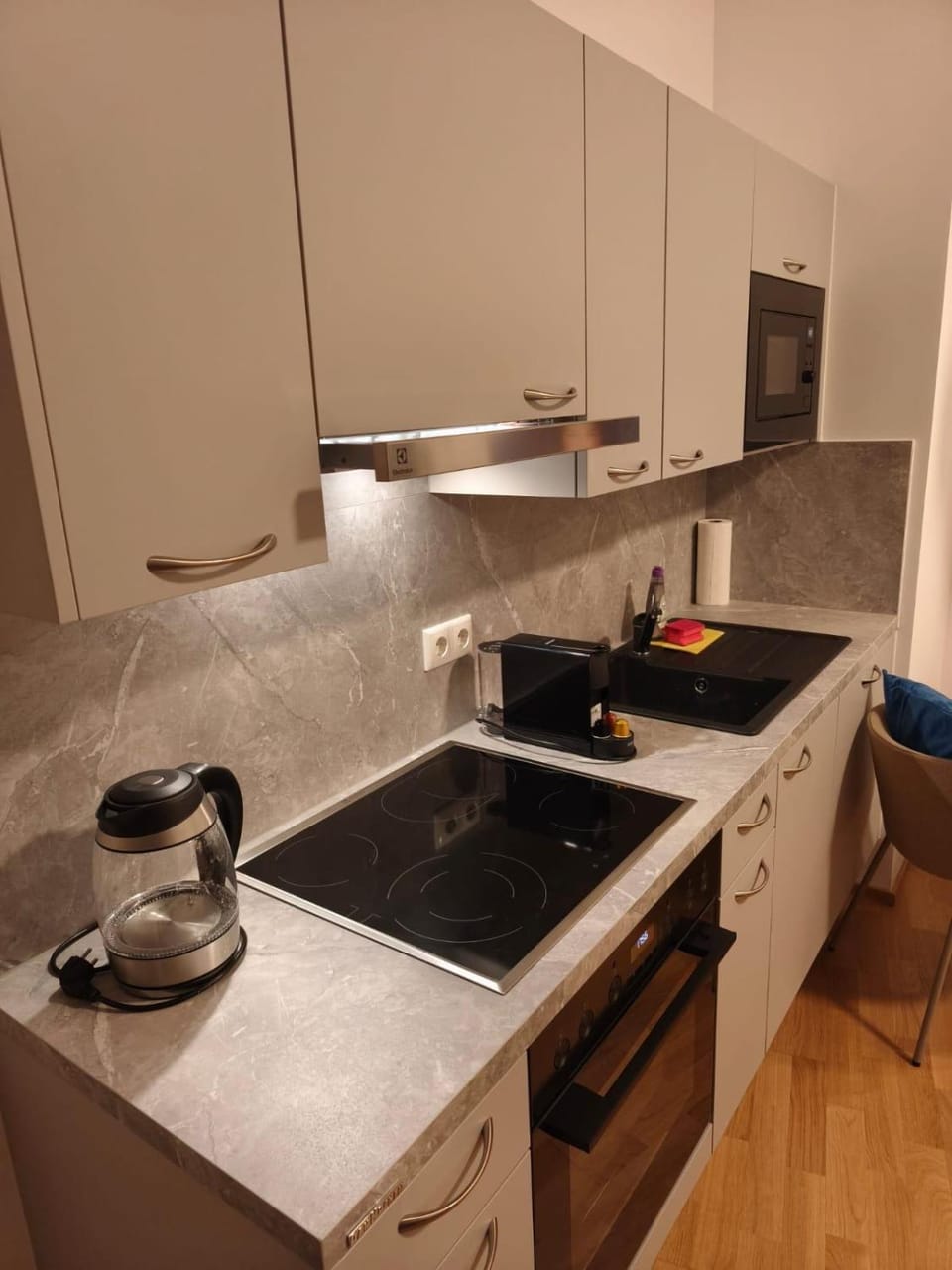 Luxury Central Apartment with Free Parking and Garden Apartment in Vienna