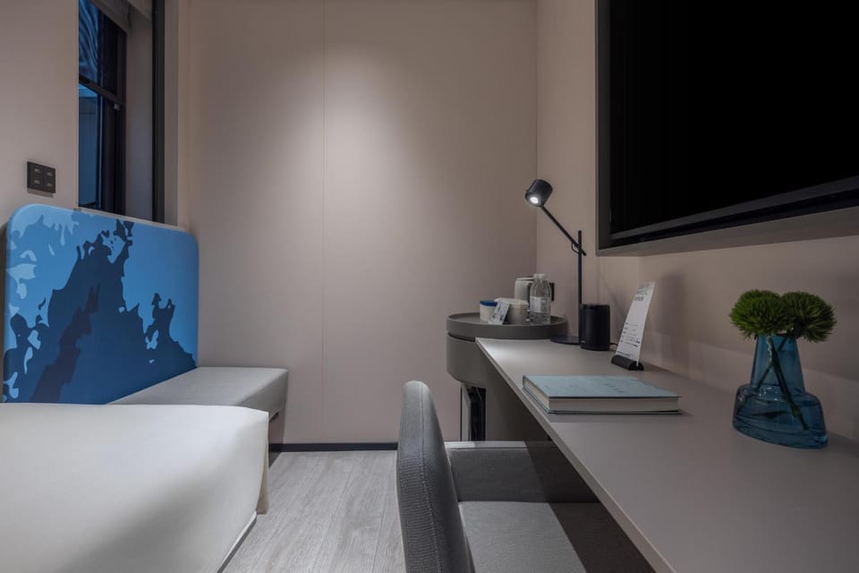 Atour Light Hotel Panjiayuan Shilihe Subway Statio Hotel in Beijing