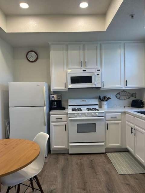 Tranquil Terrace House in Oceano