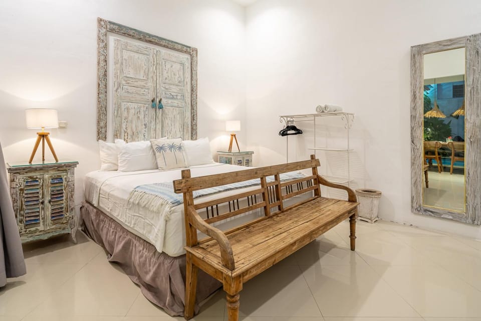 Villa GR888 - Central Seminyak 3BR Pool Villa - Walk to Beach and Eat Street Villa in Kuta