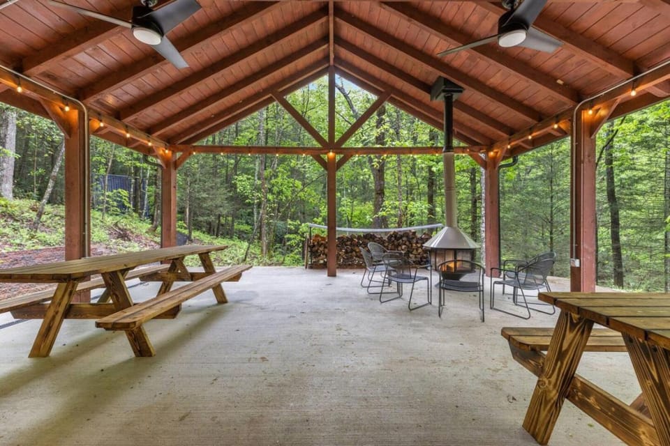 Creekside - Camping Cabin Retreat - RRG KY Cabin in Kentucky