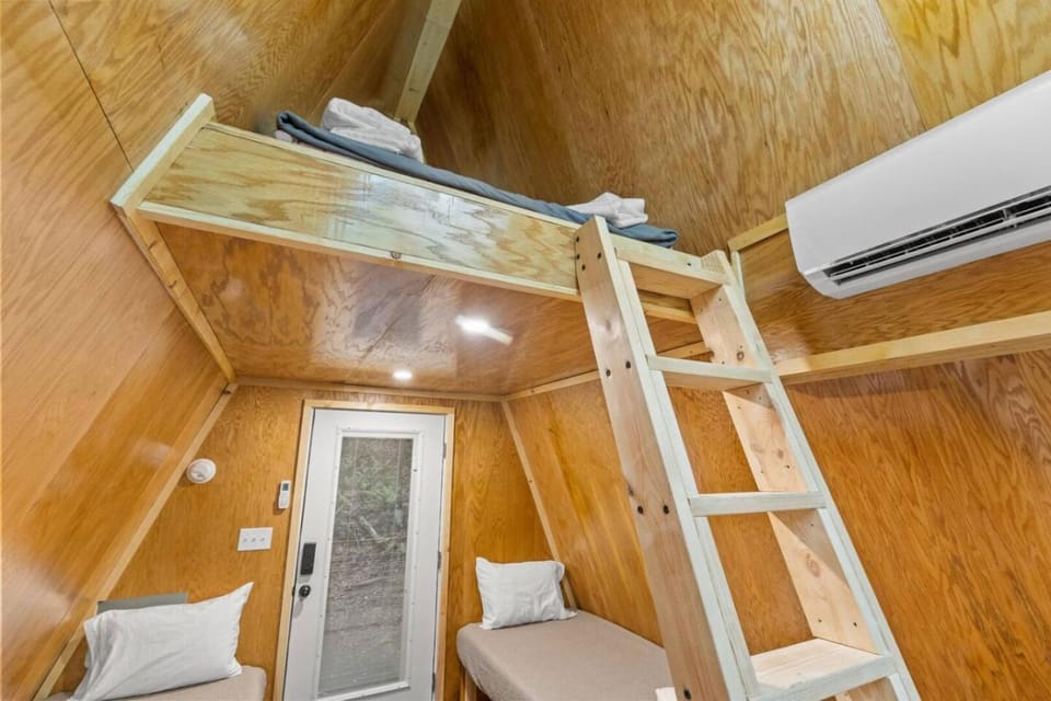 Fern Grove - Camping Cabin Retreat in RRG KY Cabin in Kentucky