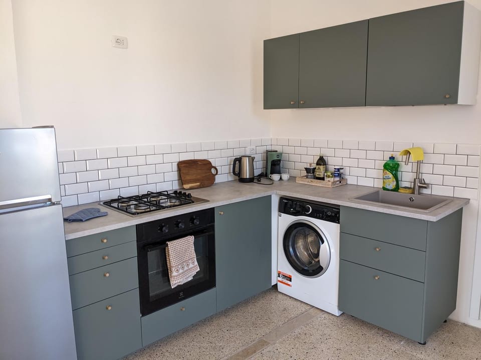 kitchen, kitchen