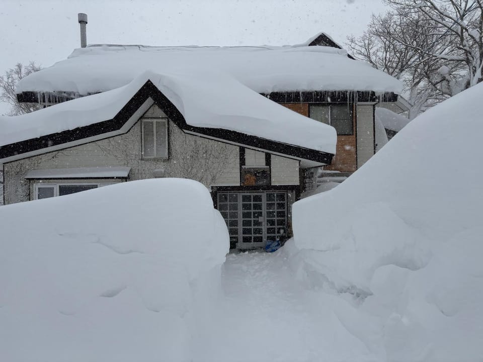 Guest House Tomo Hotel in Nagano Prefecture