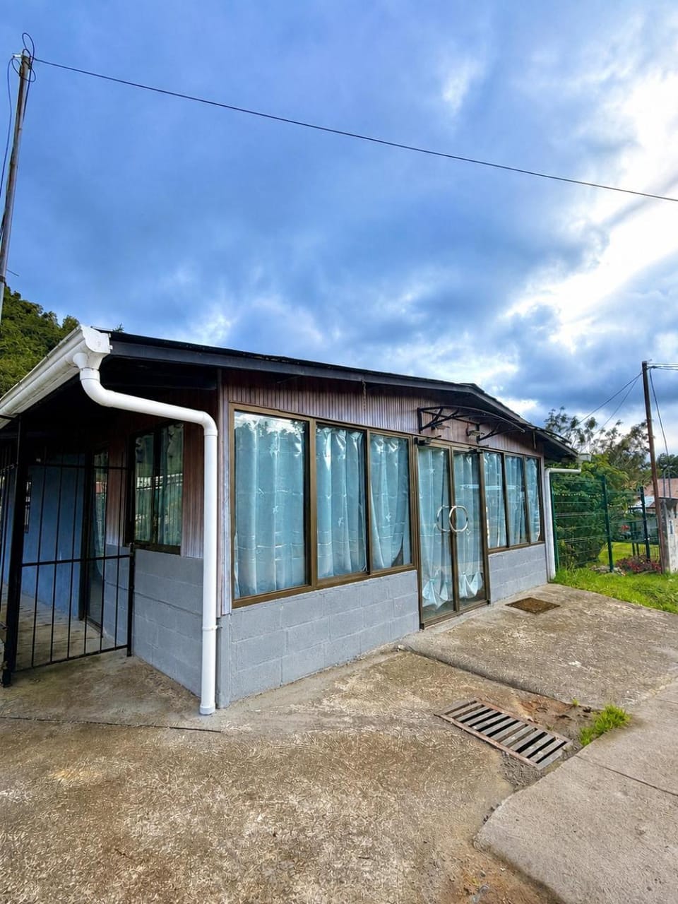 Eco Amigo el Rincón Luxury tent in Bocas del Toro Province