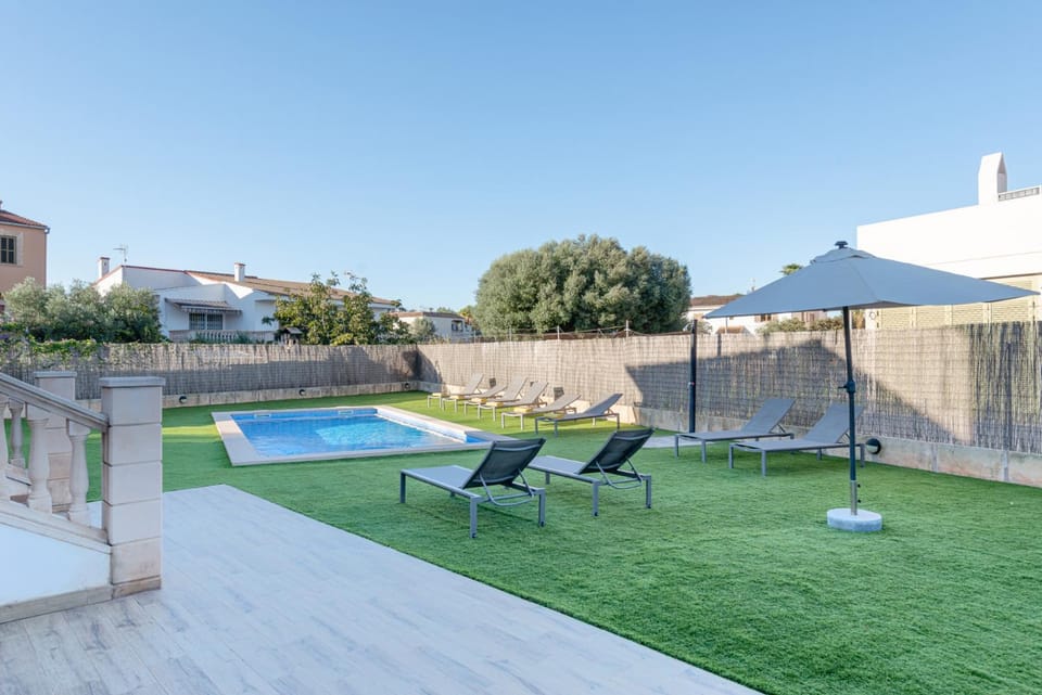 Garden, Swimming pool, sunbed
