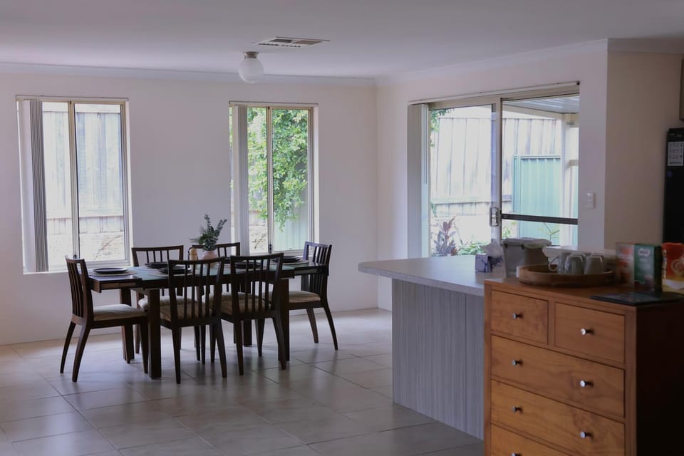 Sweet Home Property Vacation rental in Perth