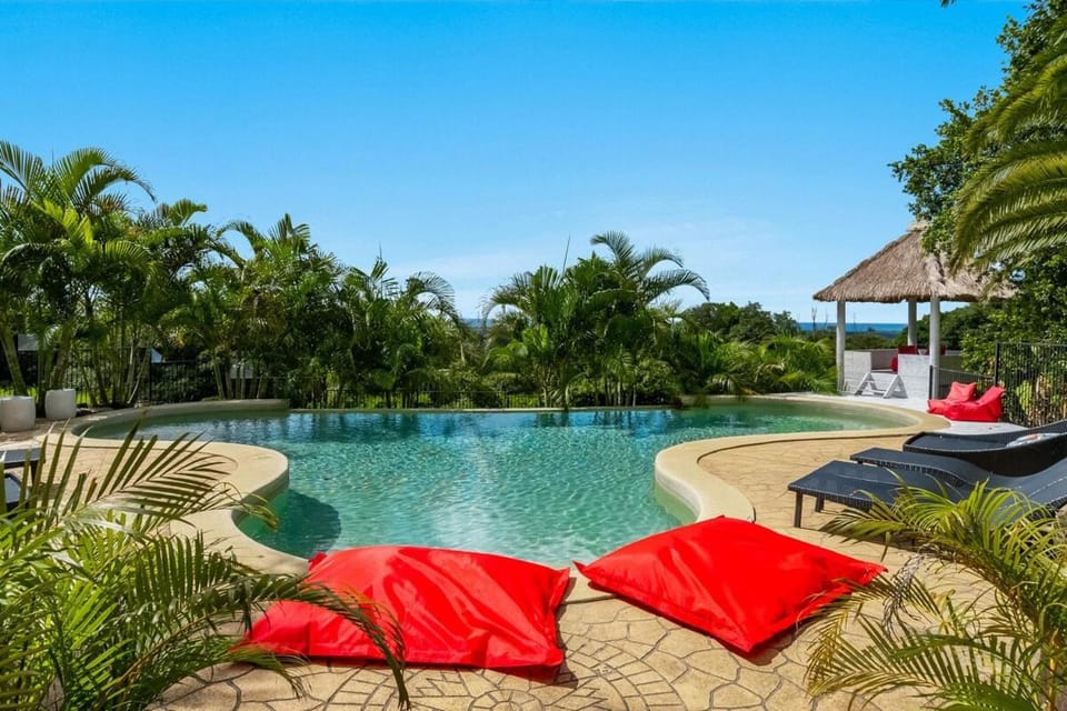 Balcony/Terrace, Swimming pool