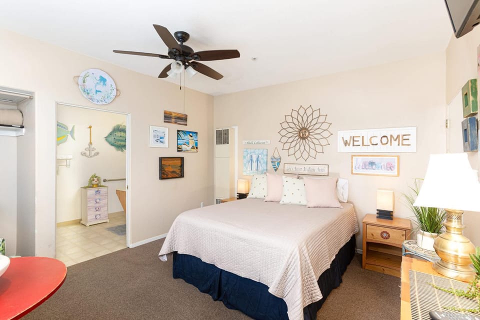 Waves and Whimsy House in Oceano