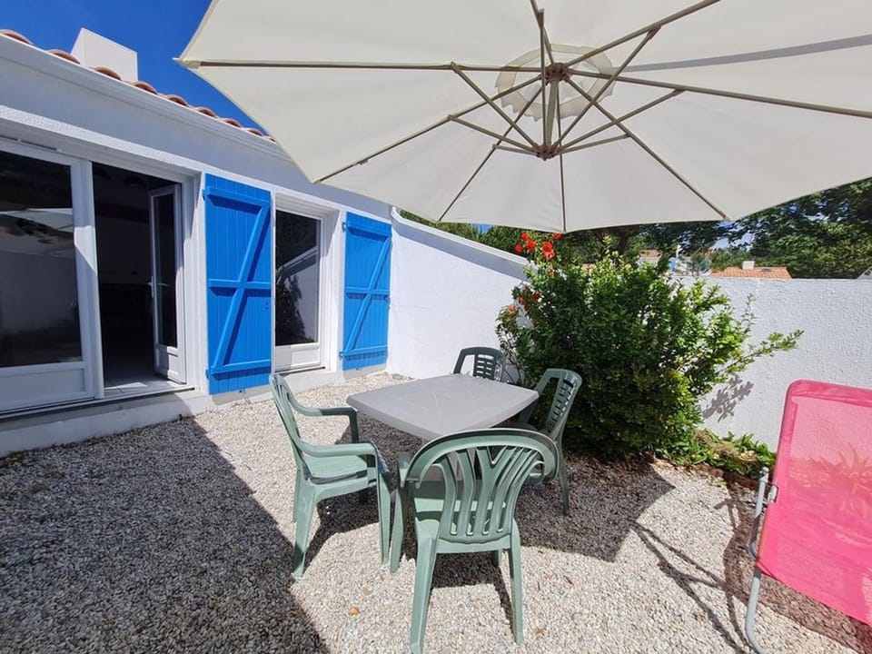 Maison avec Piscine Chauffée, Proche Mer et Commerces, pour 4/5 Pers., Animaux Admis - FR-1-777-22 House in Saint-Jean-de-Monts
