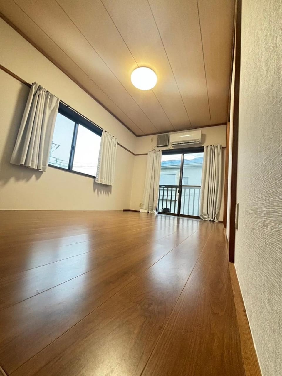 OGU HOUSE Moon Apartment in Japan