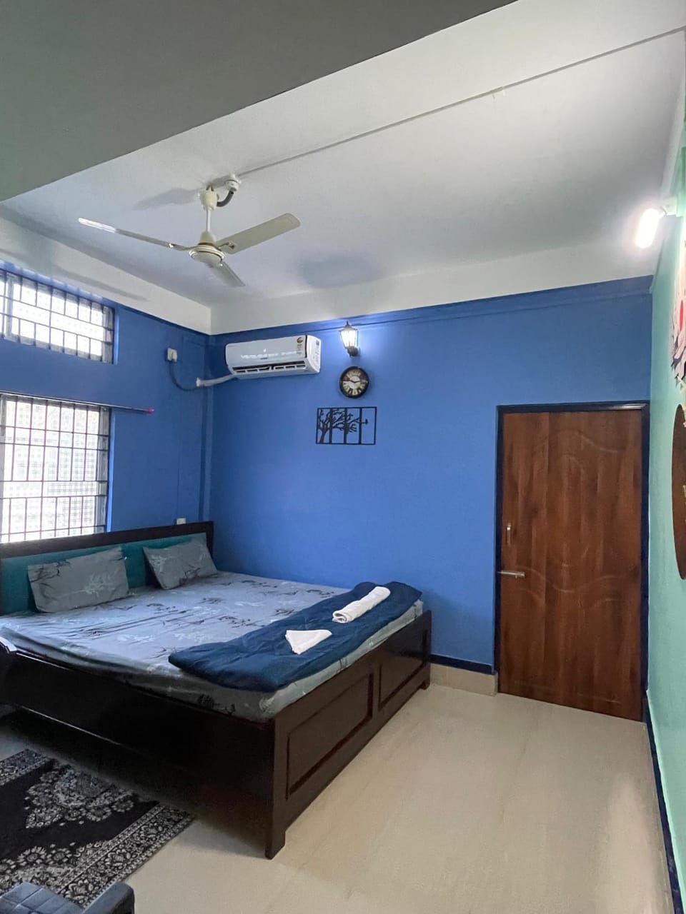 Bedroom, air conditioner