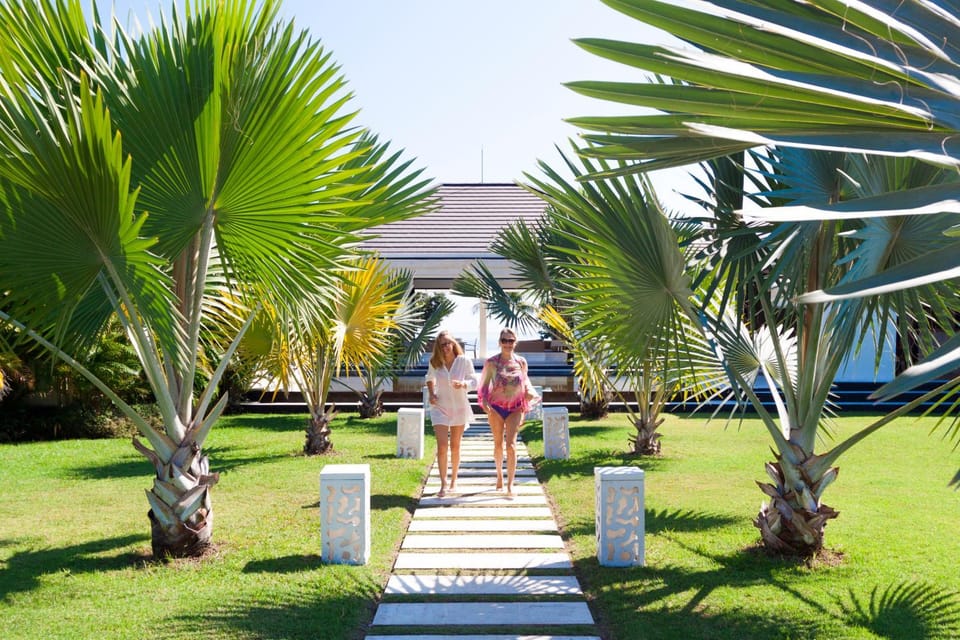 Facade/entrance, Garden, Garden view