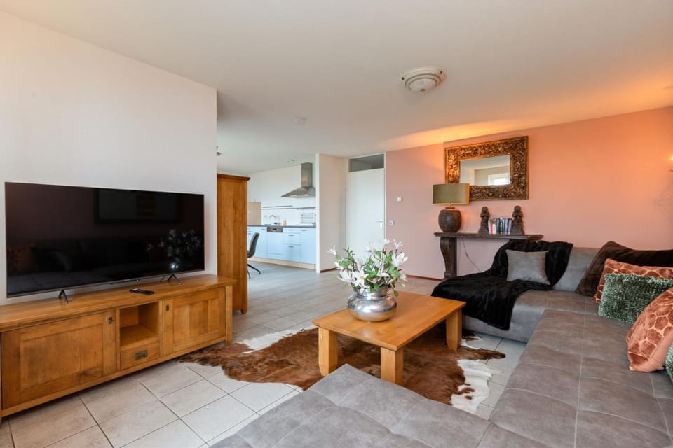 612S Luxury 2 bedroom apartment terrace, waterview Apartment in Hellevoetsluis