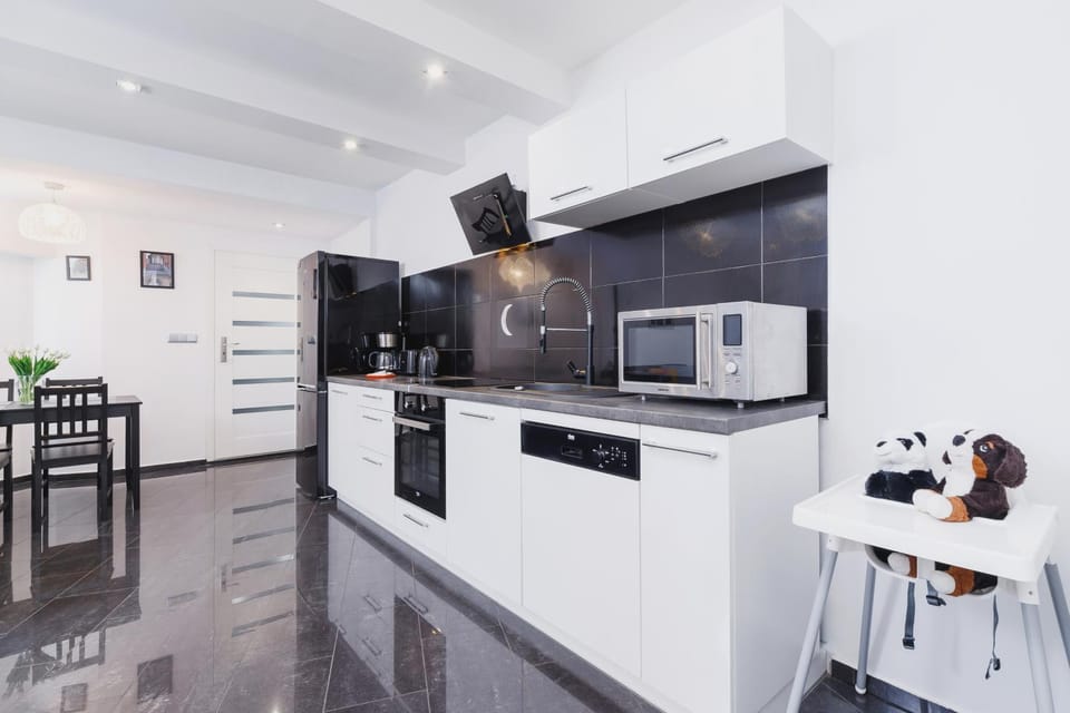 TV and multimedia, Kitchen or kitchenette, stove