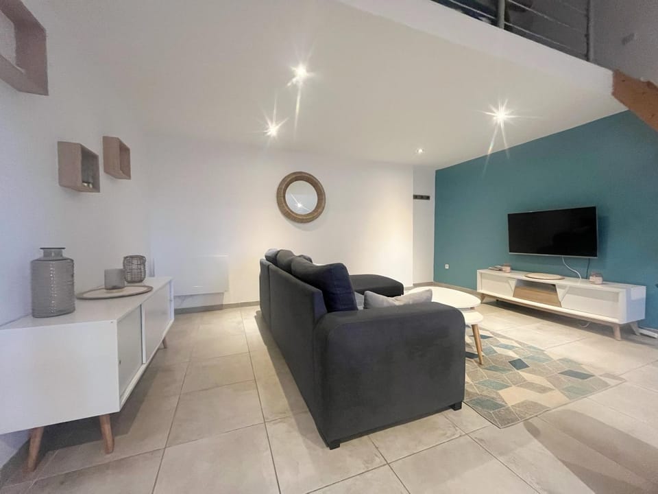 TV and multimedia, Living room