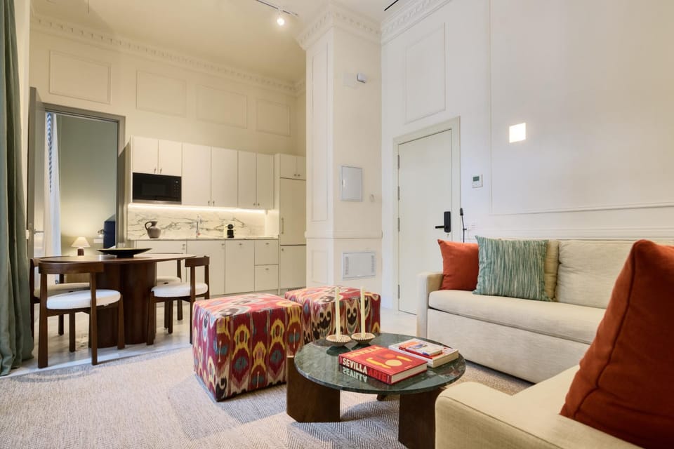 Communal lounge/ TV room, Living room