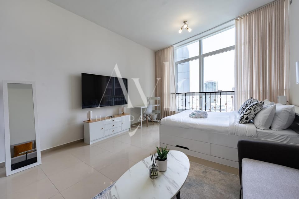 Bright City Studio Reem Island Apartment in Abu Dhabi
