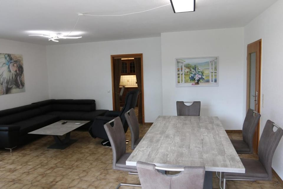Living room, Seating area, Dining area