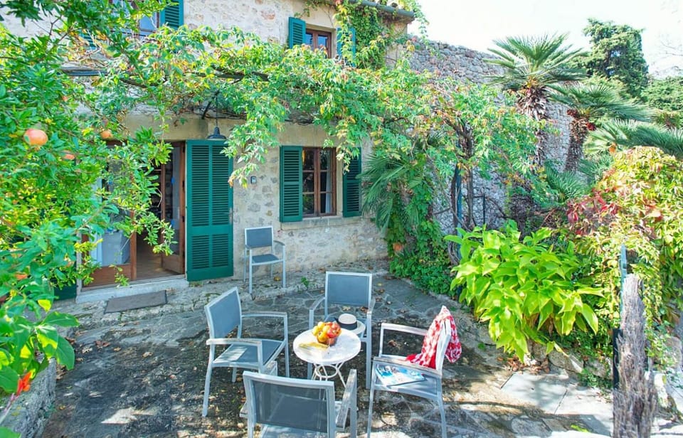 Property building, Patio, Garden view