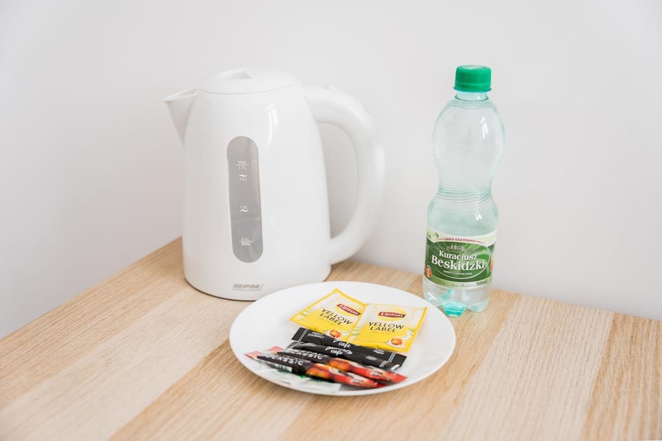 Coffee/tea facilities, Kitchen or kitchenette, Food and drinks