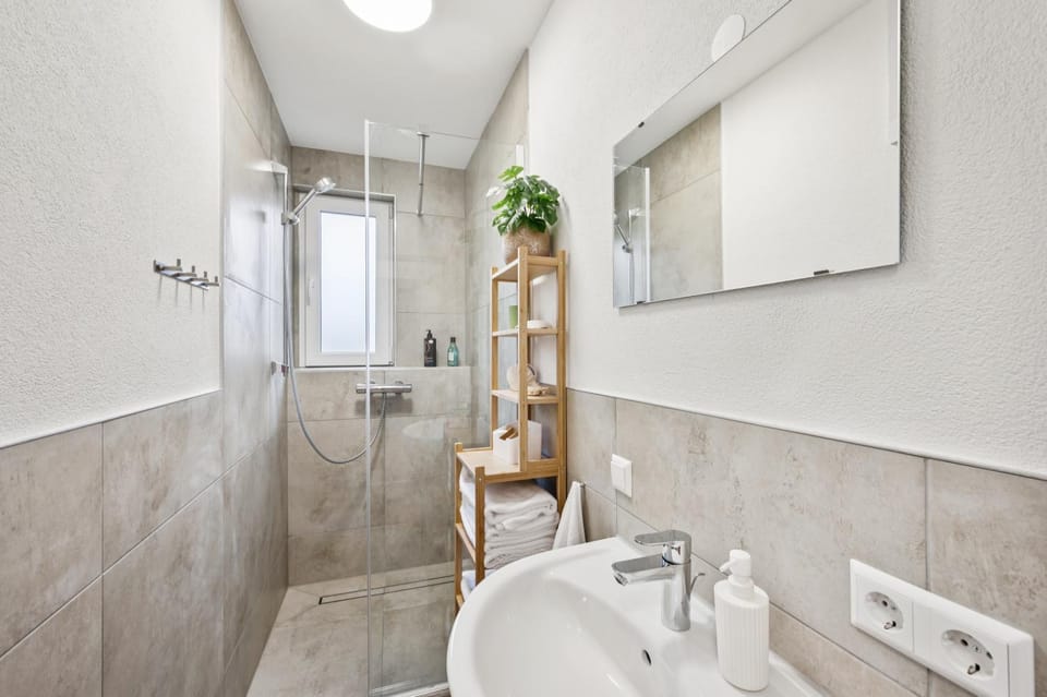 Shower, Bathroom