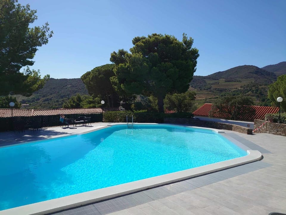 Mountain view, Swimming pool
