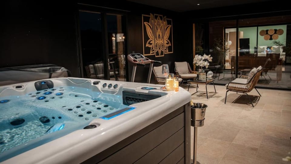 So'Lodge Spa & Piscine House in Hauts-de-France