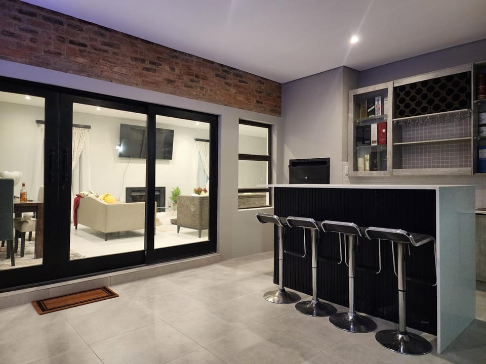 Lounge or bar