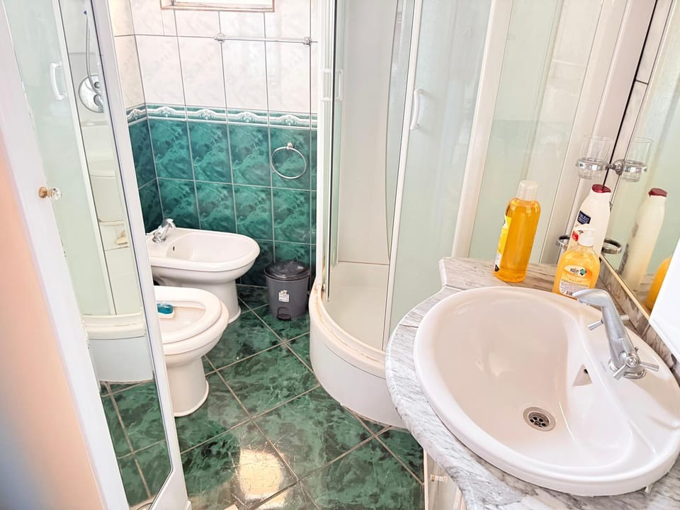 Charming terrace studio Apartment in Podgorica