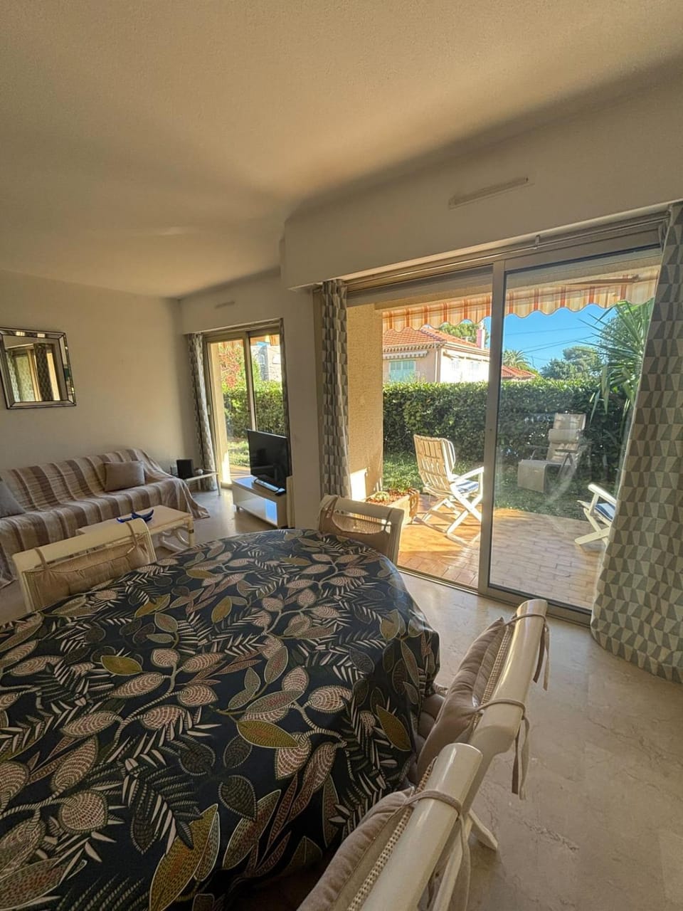 Charming apartment with garden in Antibes Apartment in Antibes
