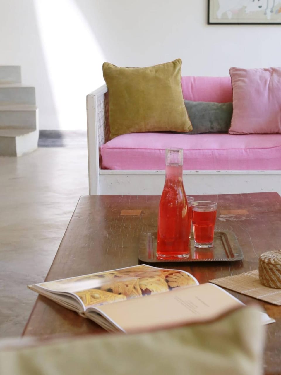Living room, Food and drinks, Food
