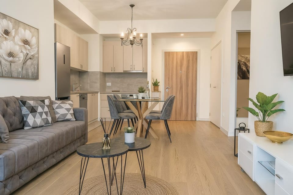 TV and multimedia, Kitchen or kitchenette, Living room, kitchen