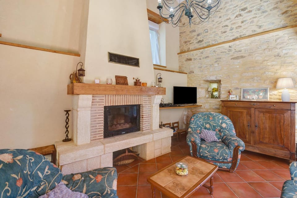 Property building, Living room