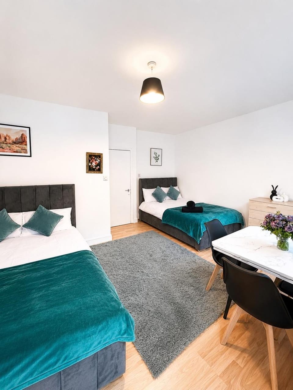 Chic E1 Retreat- Quiet street,5 min walk to Brick Lane Apartment in London Borough of Southwark