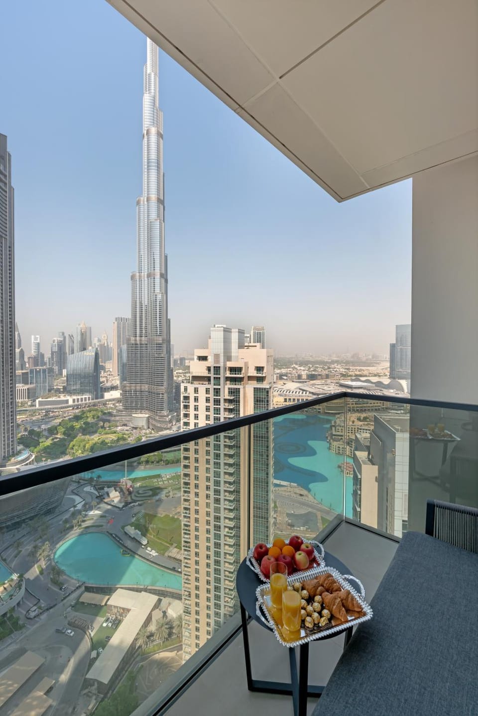 View (from property/room), Balcony/Terrace, City view