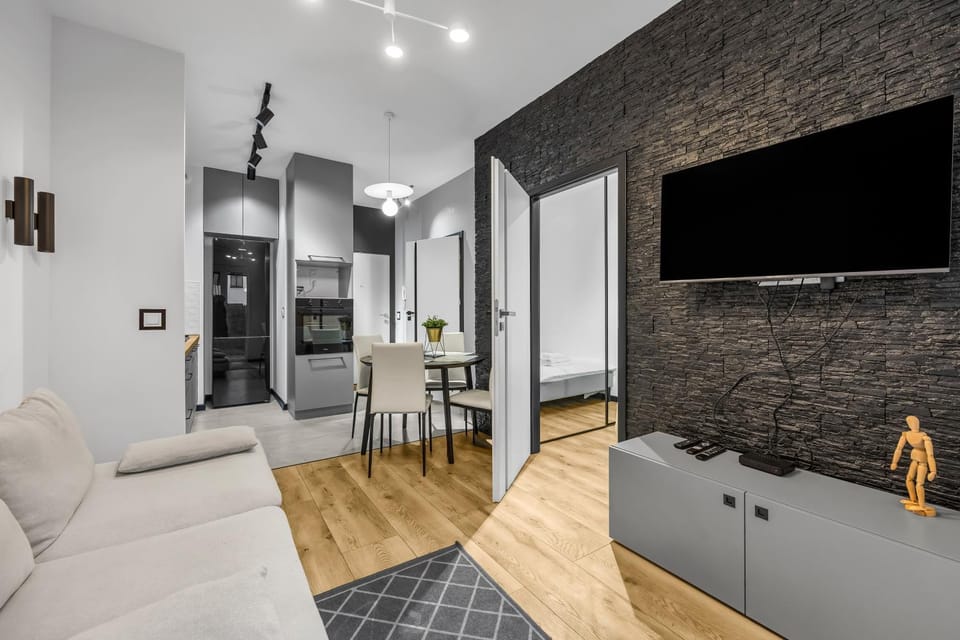 TV and multimedia, Kitchen or kitchenette, Seating area, Dining area, Evening entertainment