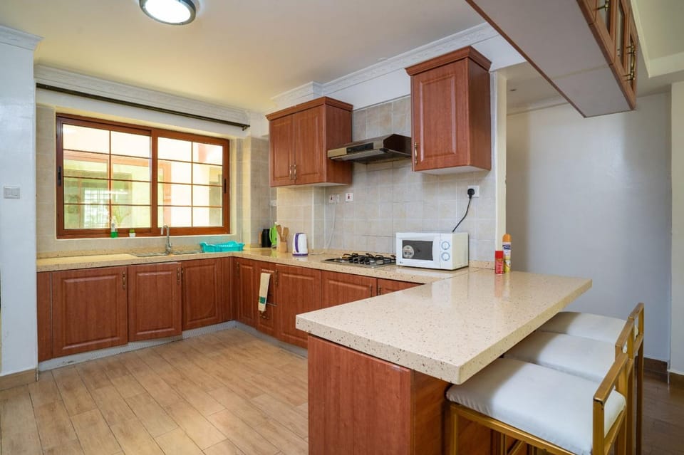 microwave, oven, kitchen