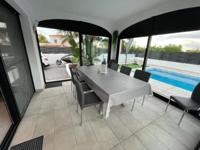 16 Girona House in Baix Ebre